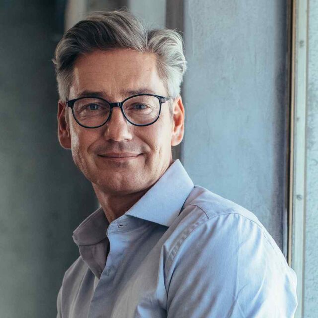 team_01 https://accelontech.com/wp-content/uploads/2019/02/team_01-640x640.jpg