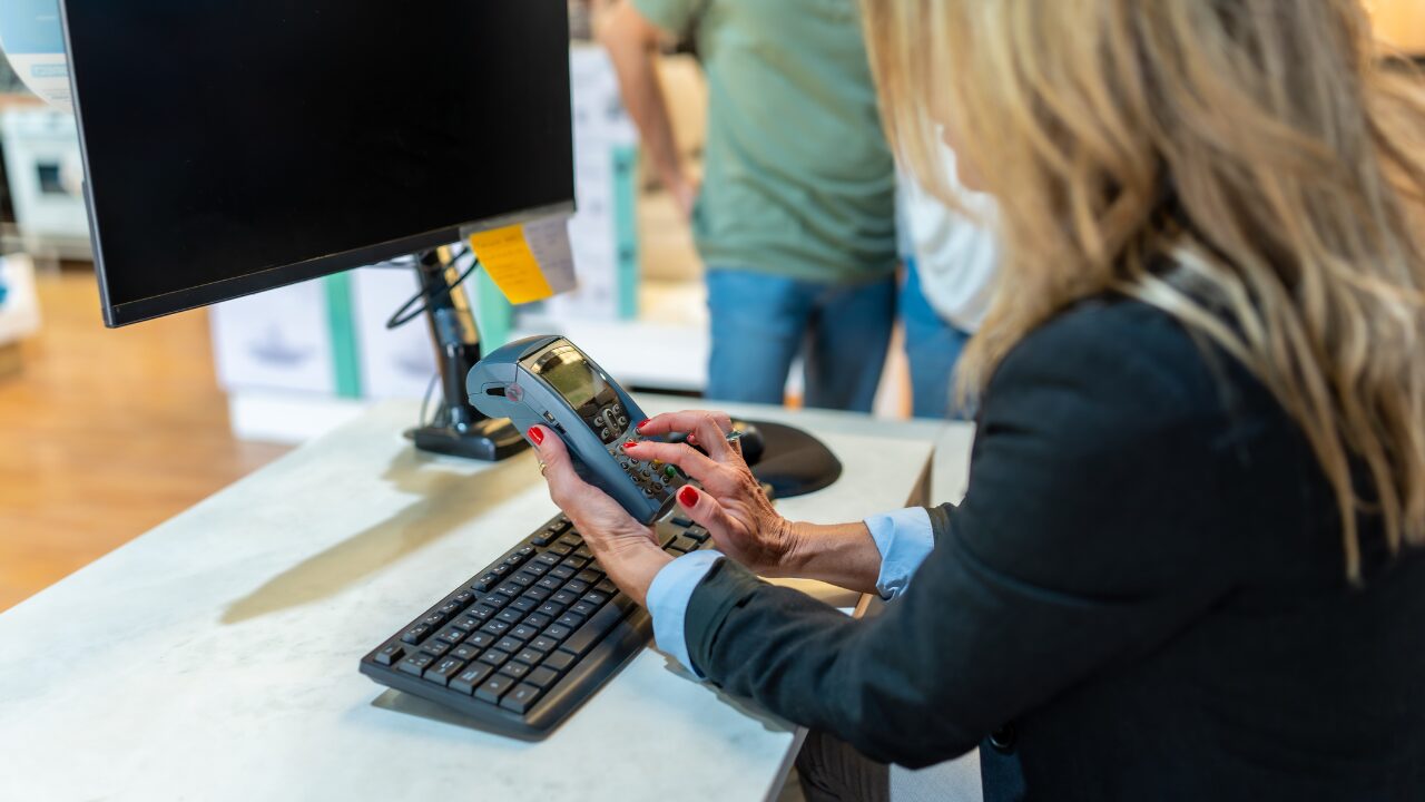 How B1Bazaar’s POS Accelerates Sales and Improves the Customer Checkout Experience
