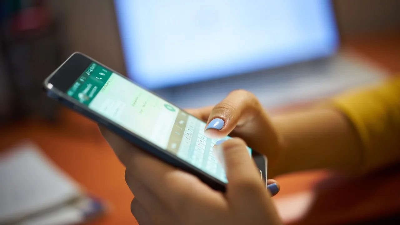 WhatsApp Integration for SAP Business One How bConnect Sends Invoices and Offers Instantly