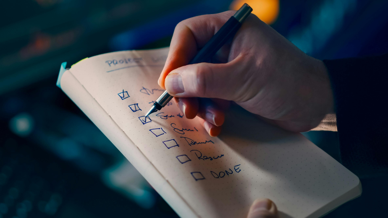 Preventing Stockouts and Overstocking with B1Bazaar