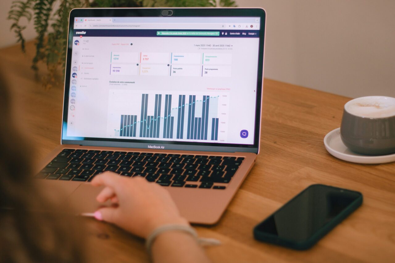 ERP Buying Guide for SMEs: How to Choose the Right ERP System for Your Small Business